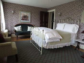 Stone Chalet B&B Inn And Event Center آن آربر، ميشيغان المظهر الخارجي الصورة