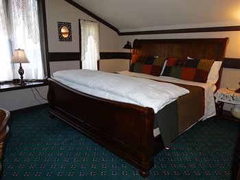 Stone Chalet B&B Inn And Event Center آن آربر، ميشيغان المظهر الخارجي الصورة